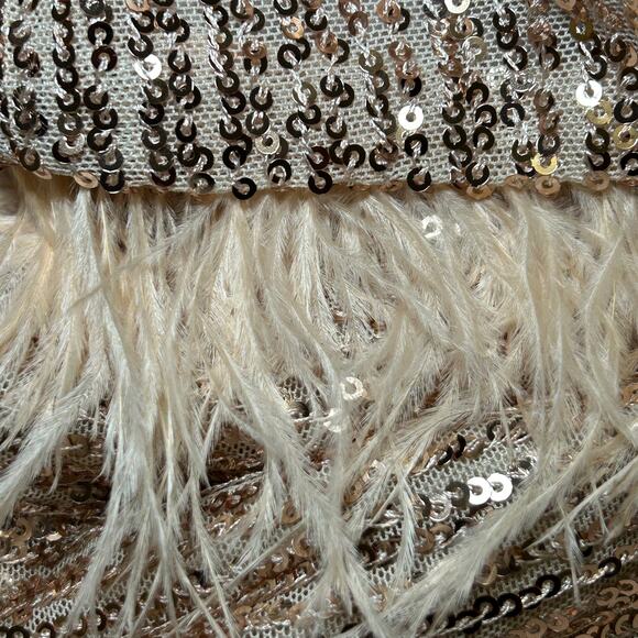 Nicole Miller Charlotte Allover Sequin Feather Trimmed Jacket Size Small‎ Gold - Picture 7 of 10